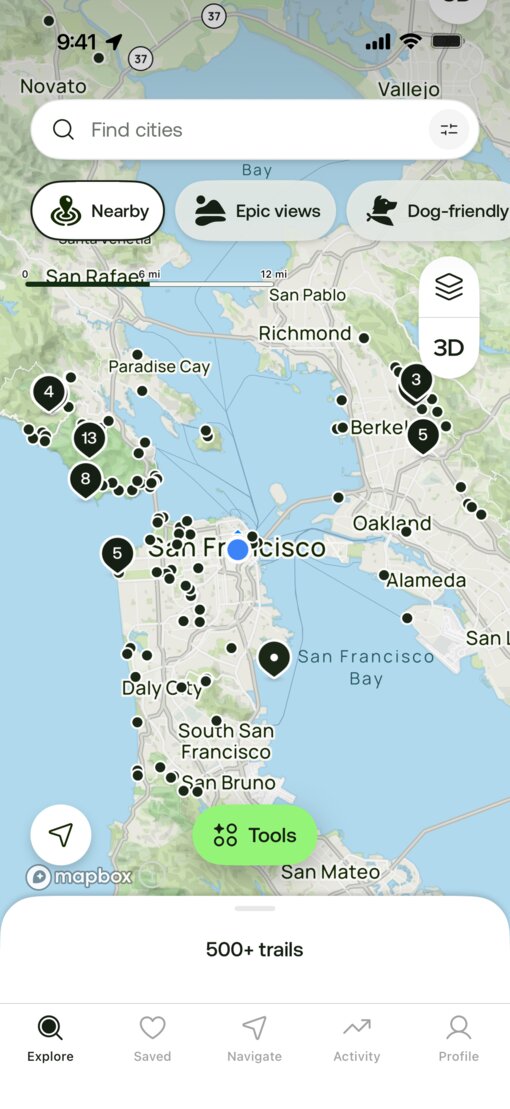 AllTrailsアプリのインターフェイス（従来のデザイン）