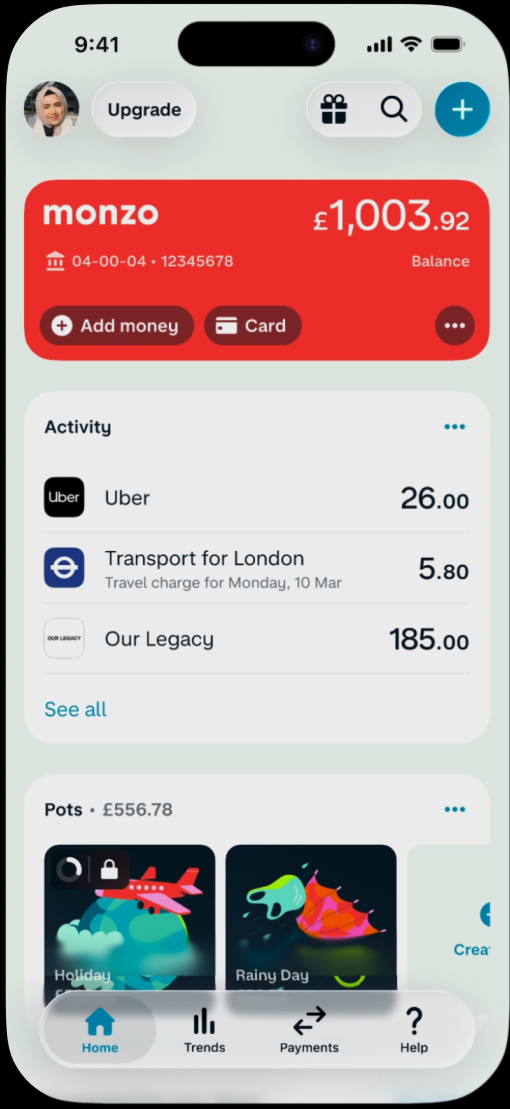 Monzoアプリ（Liquid Glassデザイン）